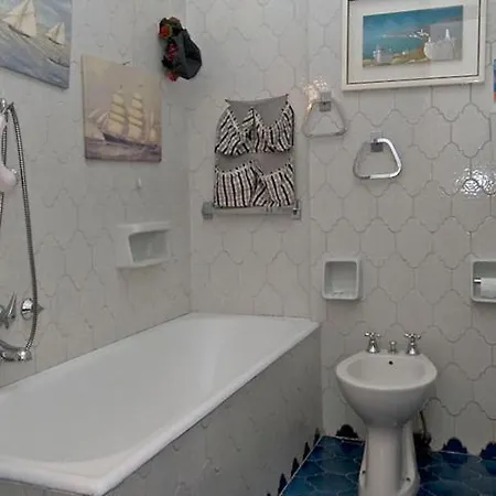 Sleeps 5 Pool Wifi *