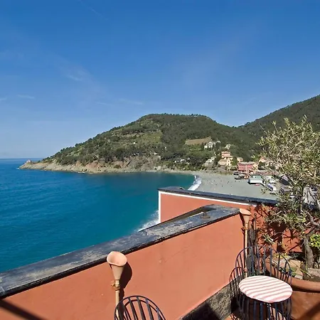 Sleeps 5 Pool Wifi * Bonassola